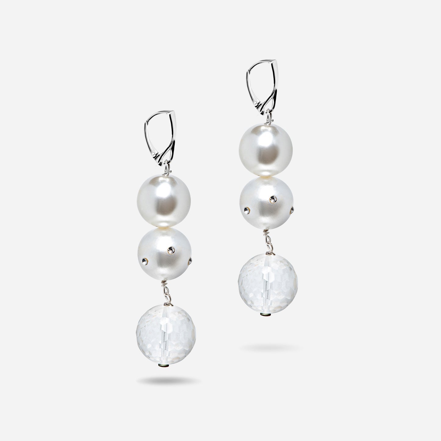 Tiffany HardWear ist ein Symbol der Verwandlungskraft der Liebe. Inspiriert durch ein Armband aus dem Jahr 1962, das man in den Archiven des Hauses fand, verkörpert HardWear dauerhafte Widerstandsfähigkeit und ungehemmten Geist. Die ausdrucksstarken Kettenglieder dieser Kollektion formen dieses elegante Armband.